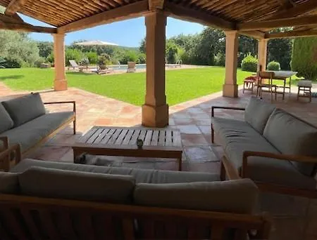 Le Petit Domaine Вилла