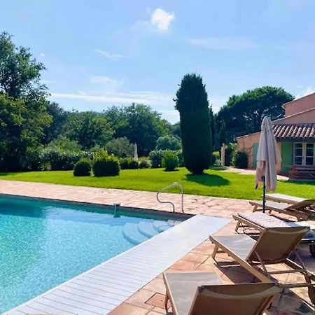 Vila Le Petit Domaine *