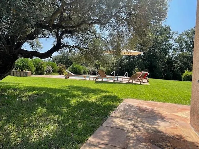 Le Petit Domaine Villa *